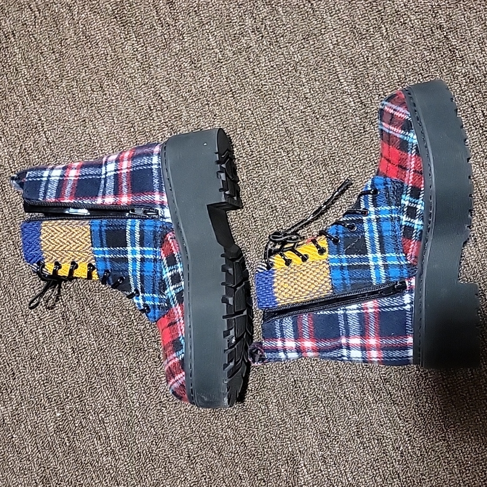 NEW Jeffrey Campbell Plaid Platform Combat Boots - Picture 5 of 6